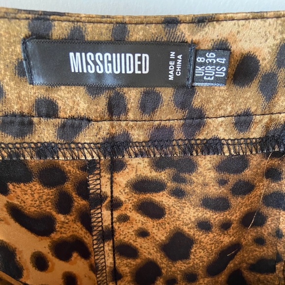 Missguided Leopard print cigarette pants 4 - Picture 4 of 5